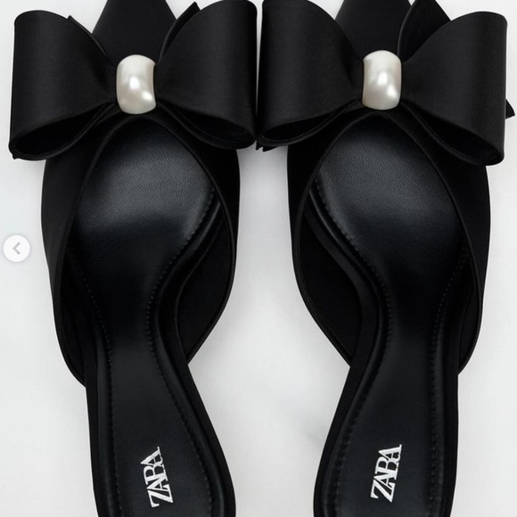 ZARA FAUX PEARL BOW HEELED MULES, size 40, BLACK - Picture 2 of 9